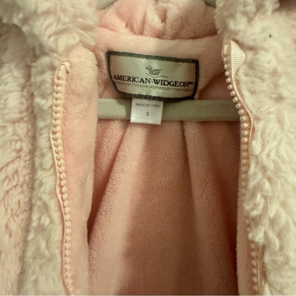 American Widgeon Faux Fur Hooded Swing Coat. Size Toddler 5. - Picture 6 of 13